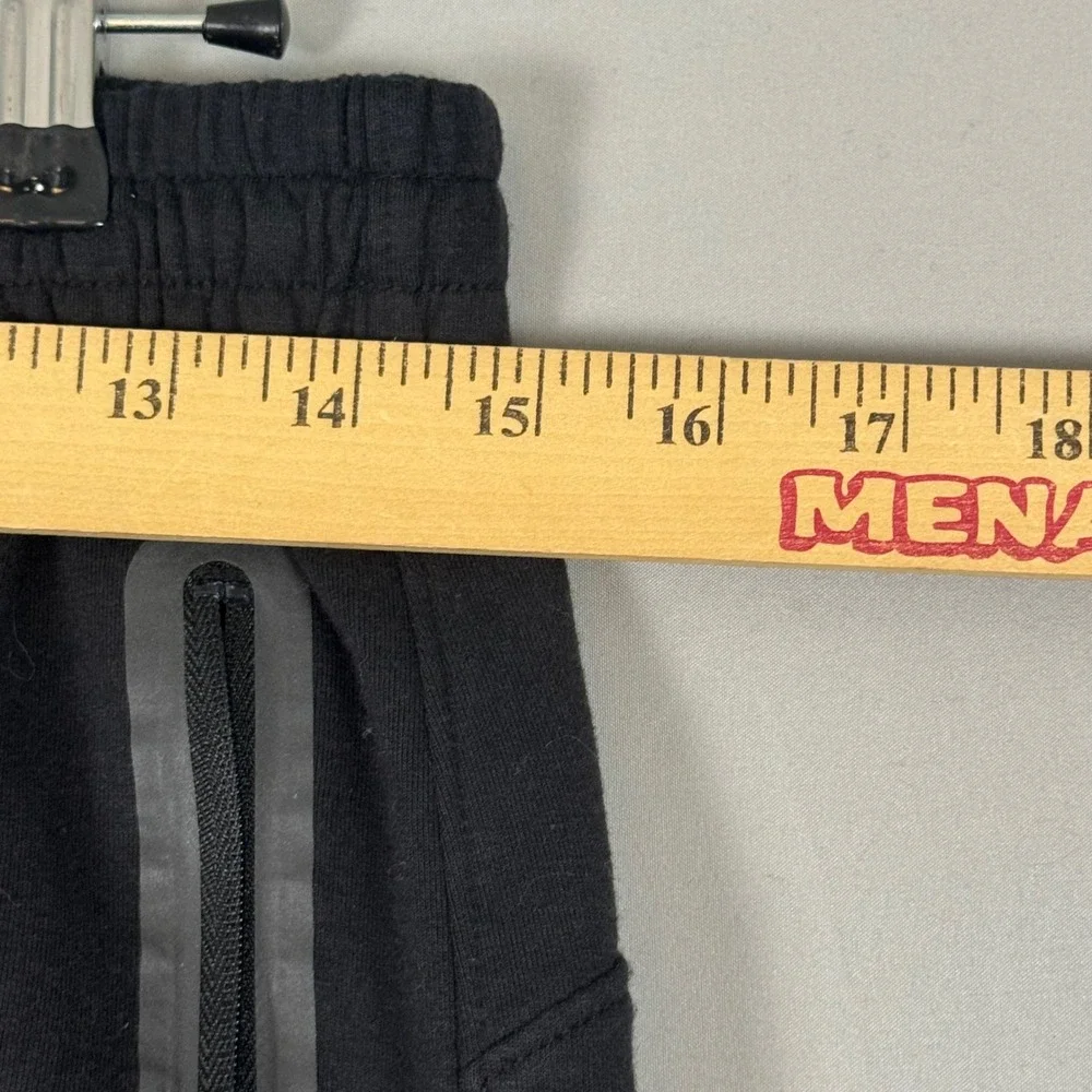Old Navy Active Dynamic Fleece Shorts Men Small Black Excellent Zipper Pockets